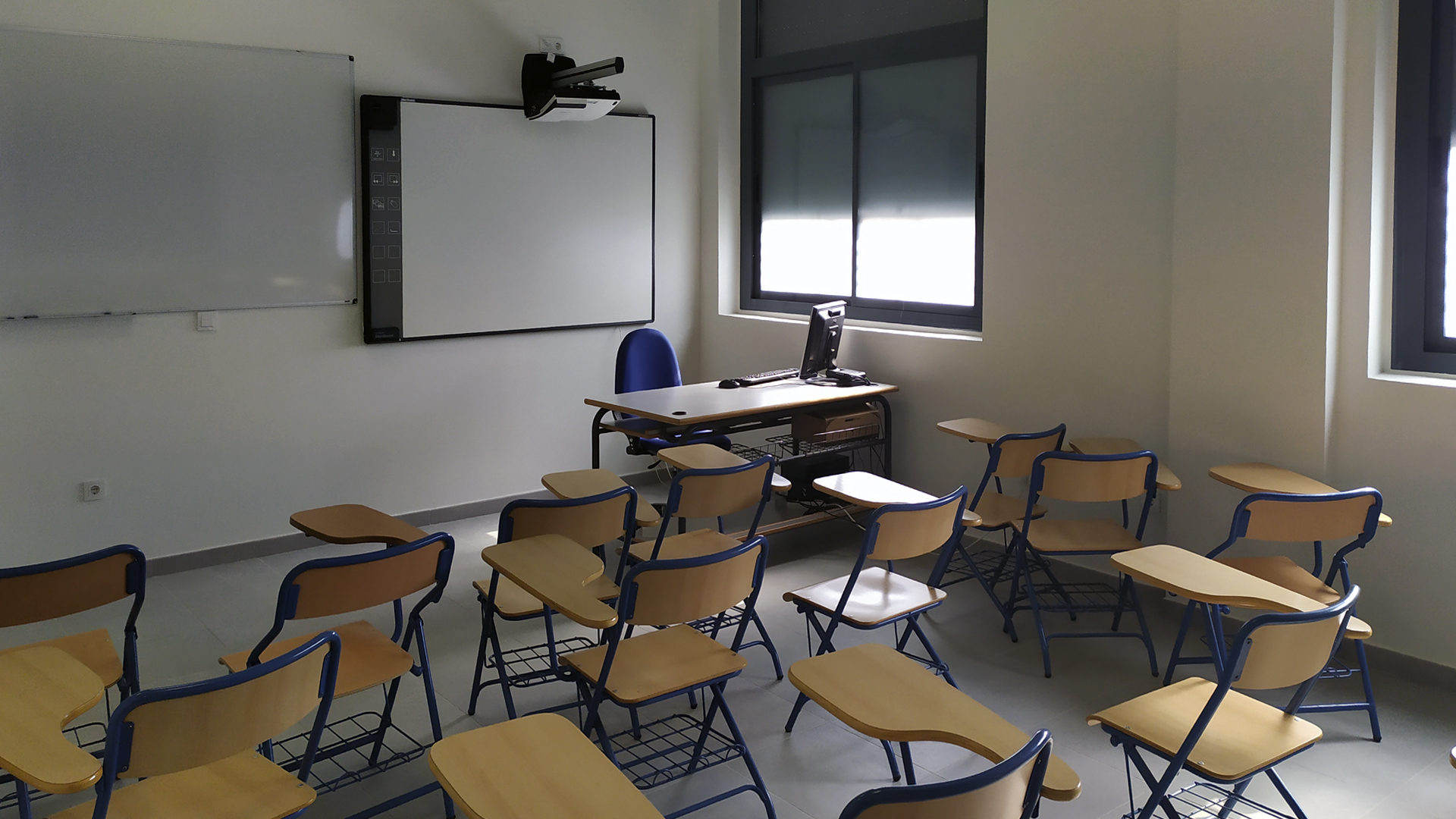 Aula de la Escuela de Idiomas de Marbella