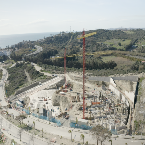 Vista de pájaro de las 54 viviendas de Estepona